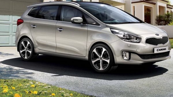 Cho taxi Tháng Có Lái 7 Chỗ Kia Carens