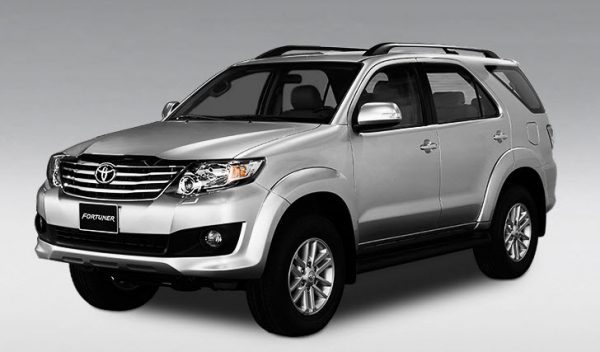 Cho taxi Tháng 7 Chỗ Toyota Fortuner