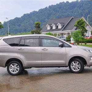 Cho taxi Tự Lái 7 Chỗ Toyota Innova